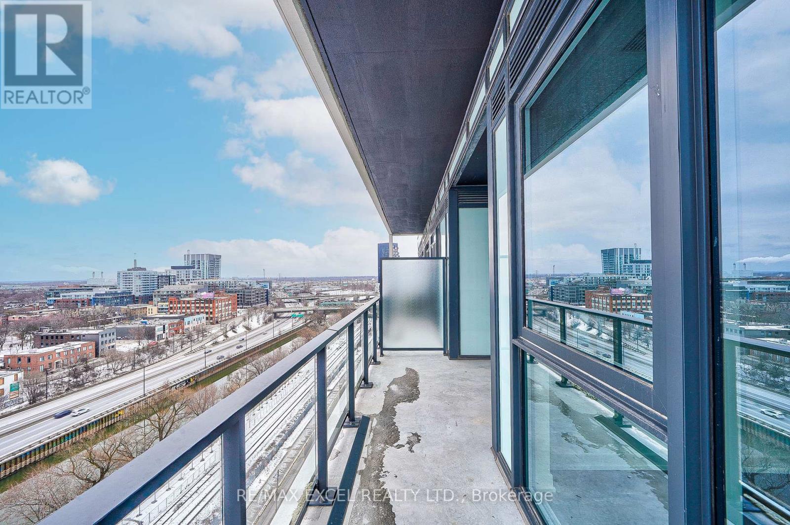 1105 - 5 Defries Street, Toronto, Ontario  M5A 0W7 - Photo 38 - C13554612