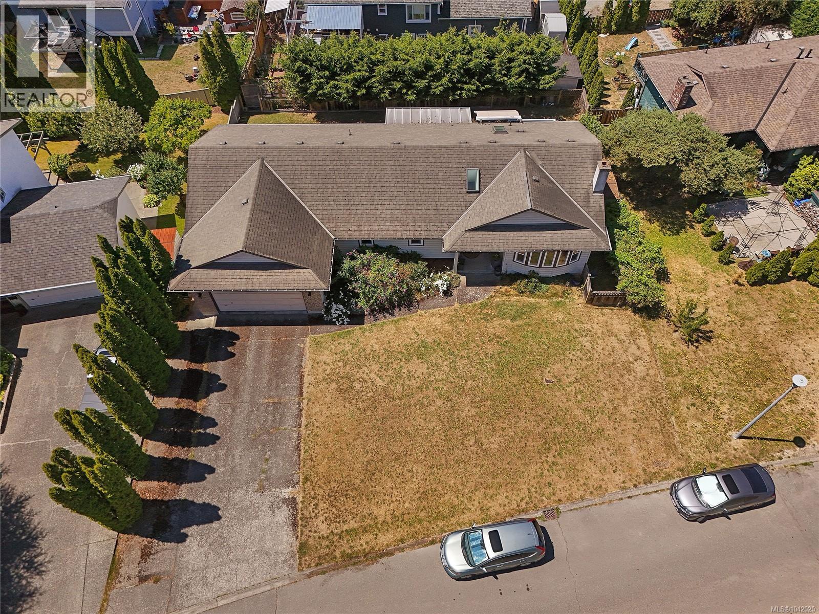 786 Cameo St, Saanich, British Columbia  V8X 4M4 - Photo 49 - 1042020