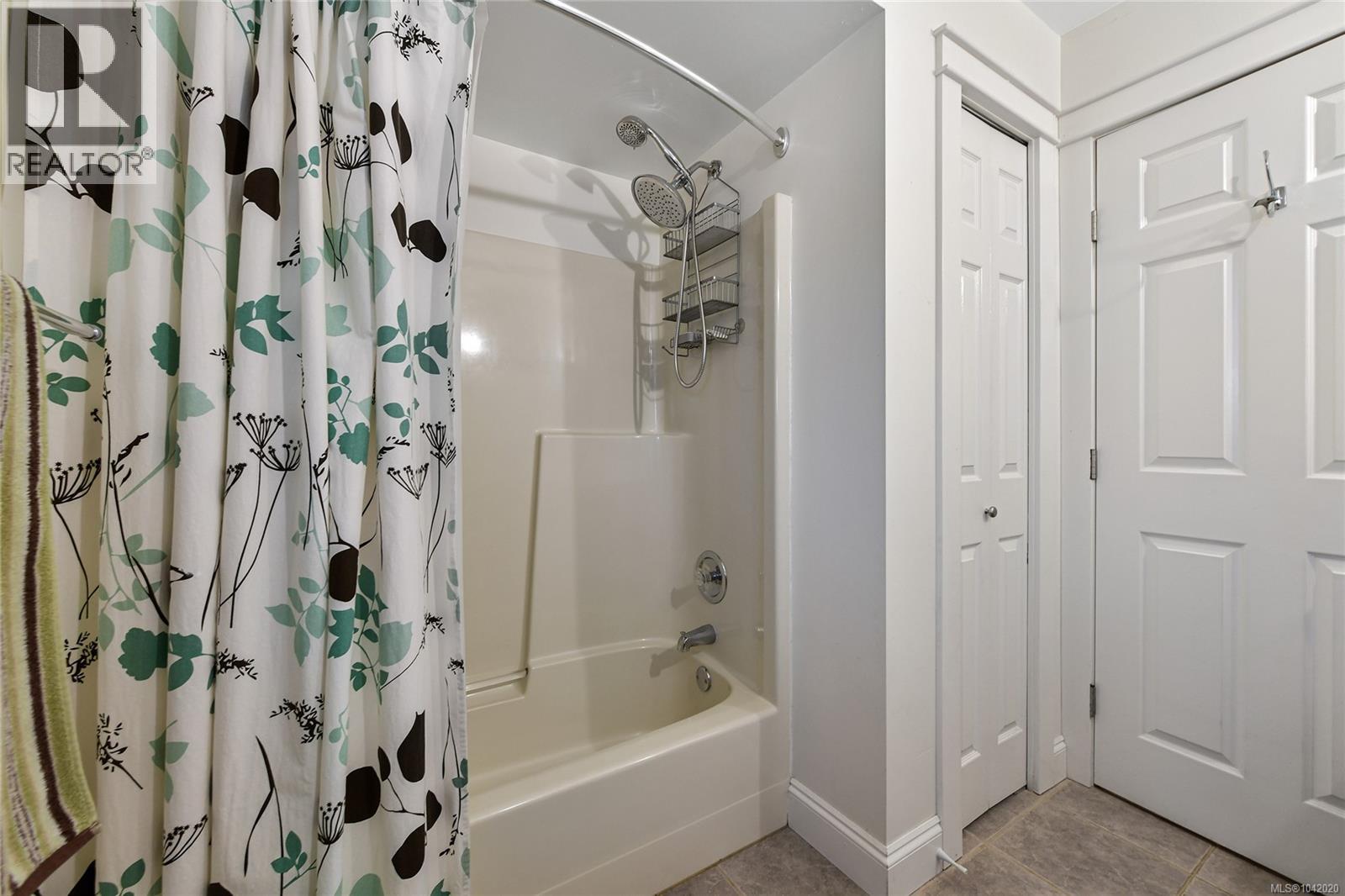 786 Cameo St, Saanich, British Columbia  V8X 4M4 - Photo 25 - 1042020