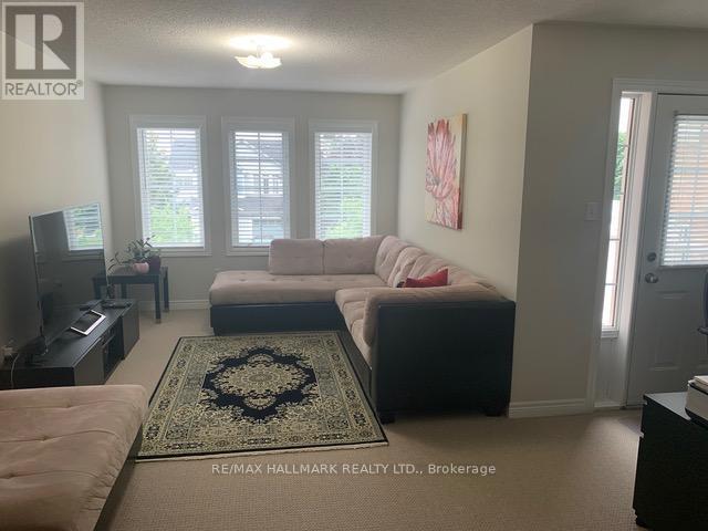 6987 Elliott Parliament Street, Mississauga, Ontario  L5W 1B7 - Photo 2 - W13554628