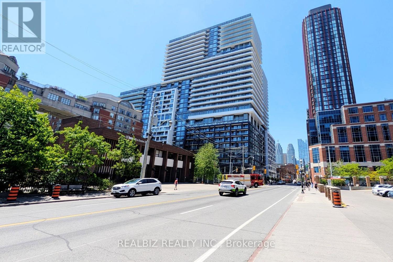 1233 - 70 PRINCESS STREET, Toronto, Ontario