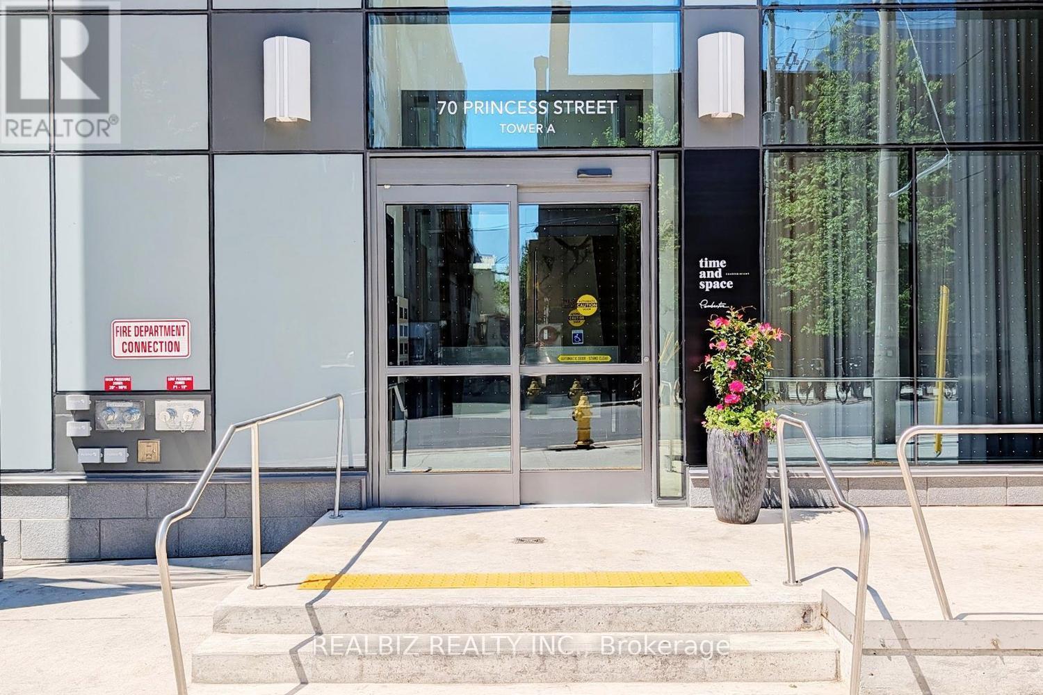 1233 - 70 Princess Street, Toronto, Ontario  M5A 0X6 - Photo 2 - C13554648