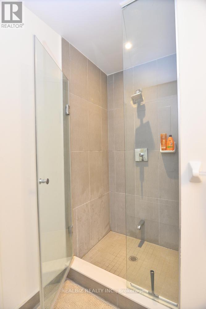1233 - 70 Princess Street, Toronto, Ontario  M5A 0X6 - Photo 27 - C13554648