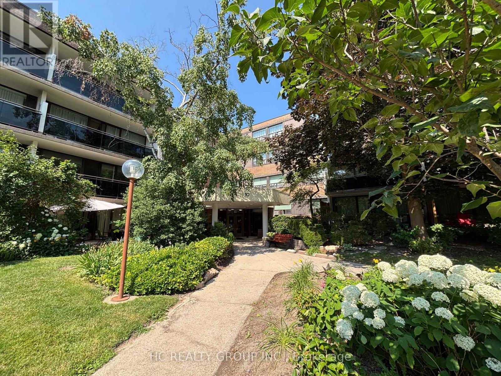 419 - 10 SUNRISE AVENUE, Toronto (Victoria Village)