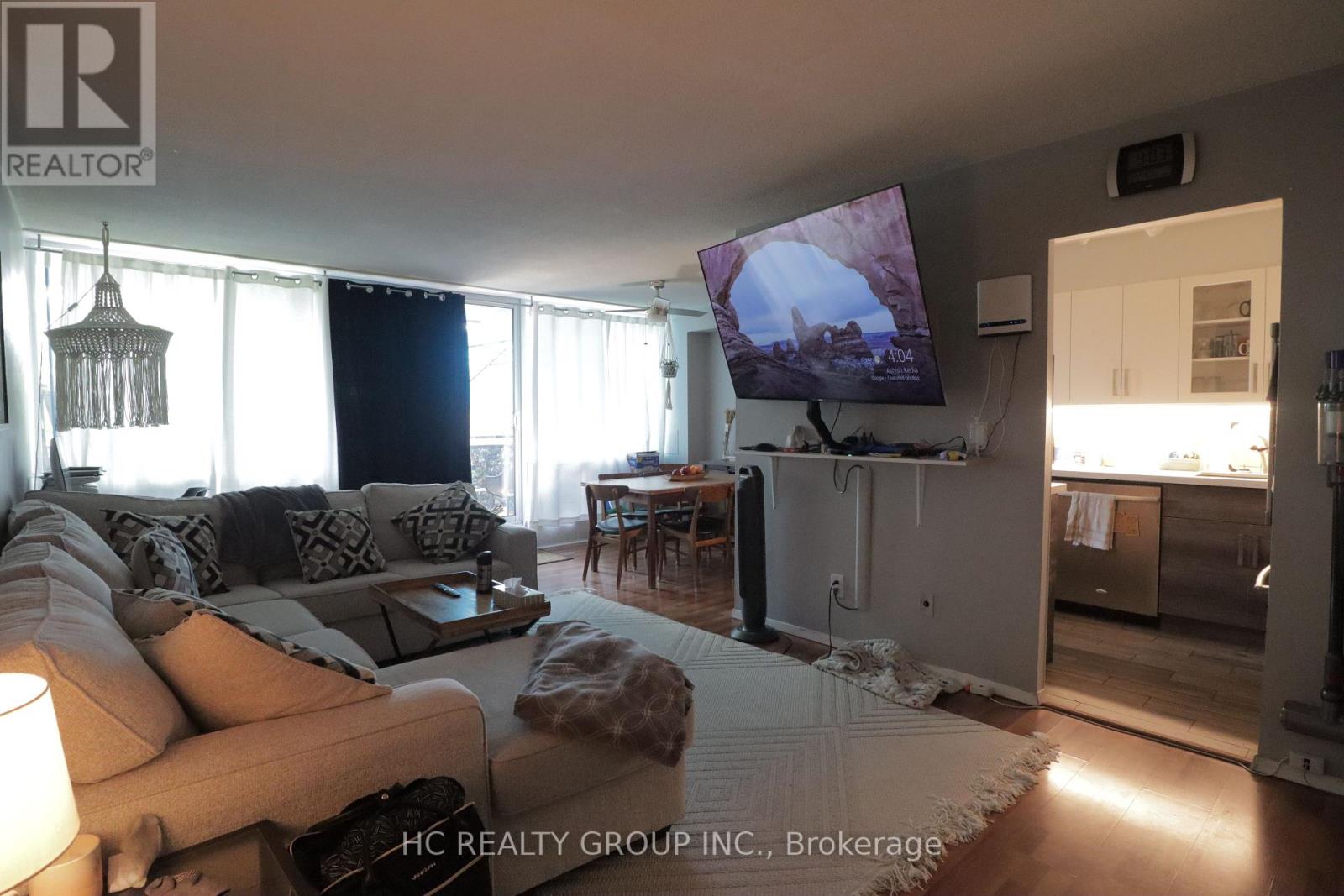 419 - 10 Sunrise Avenue, Toronto, Ontario  M4R 2R1 - Photo 2 - C13530580