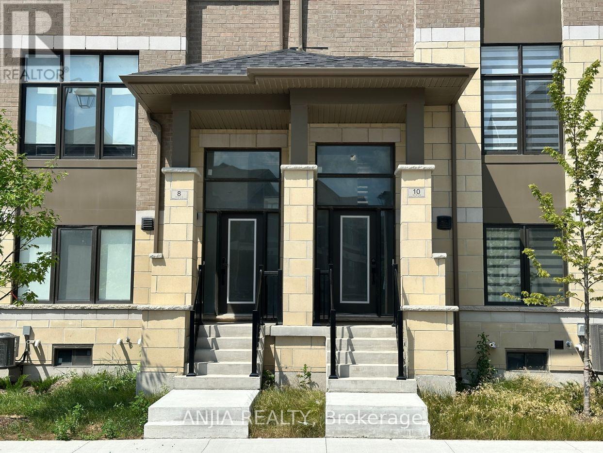 10 TAY LANE, Richmond Hill