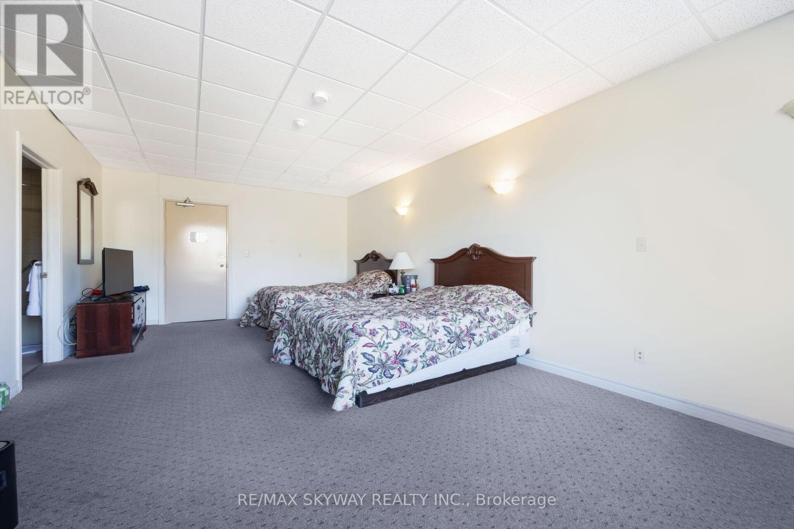233 Highway 60, Huntsville, Ontario  P1H 1C2 - Photo 33 - X13553018