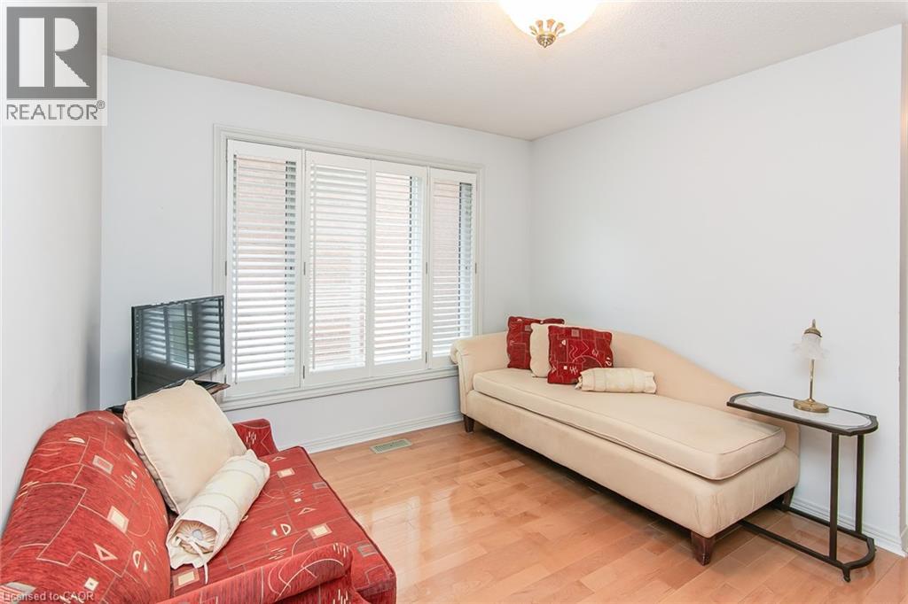 570 Hallmark Drive, Waterloo, Ontario  N2K 3P2 - Photo 22 - 40843934