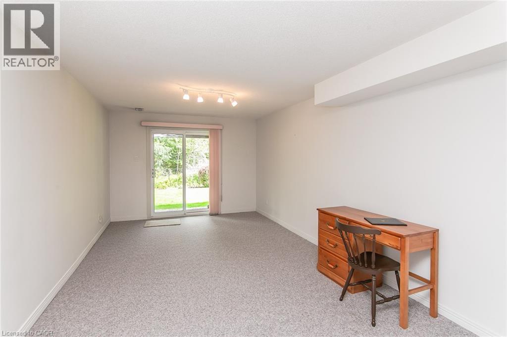 570 Hallmark Drive, Waterloo, Ontario  N2K 3P2 - Photo 34 - 40843934
