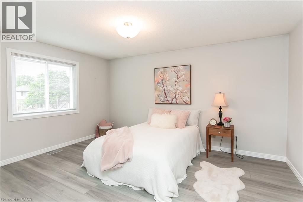 570 Hallmark Drive, Waterloo, Ontario  N2K 3P2 - Photo 28 - 40843934