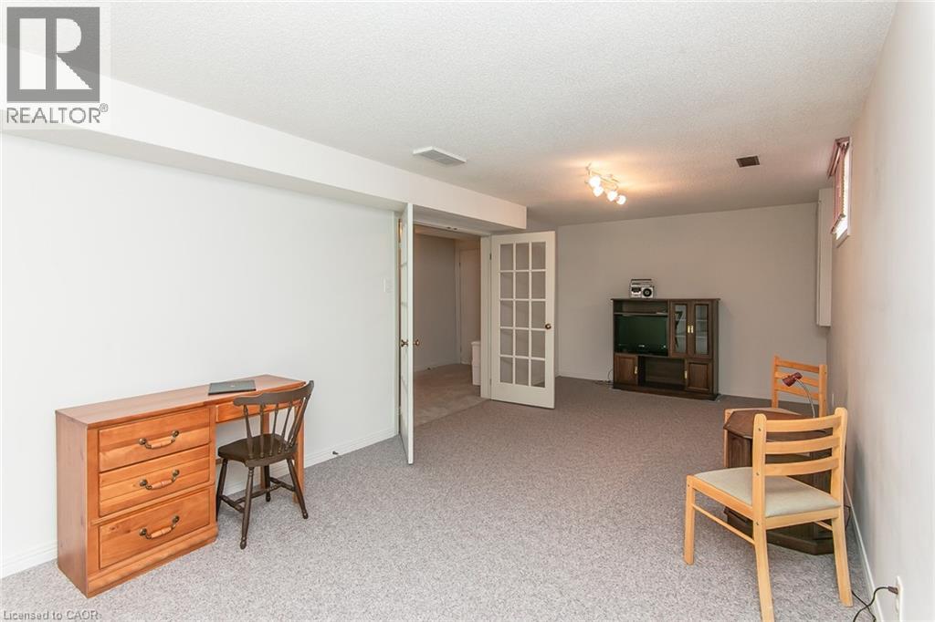 570 Hallmark Drive, Waterloo, Ontario  N2K 3P2 - Photo 35 - 40843934