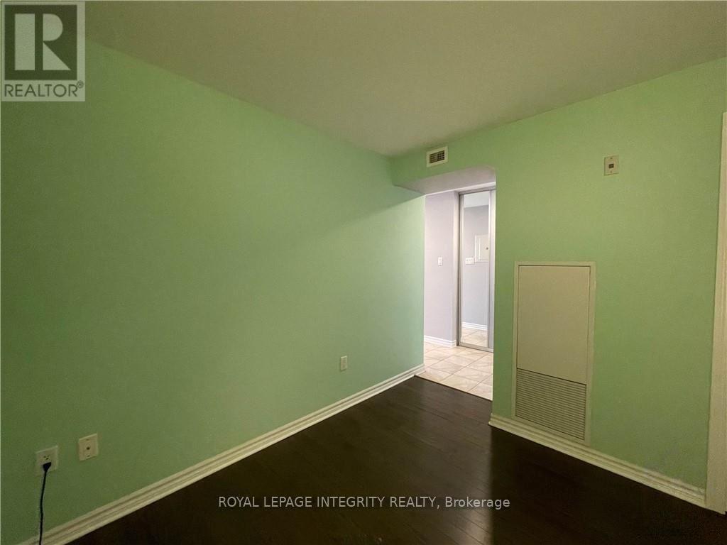 Unknown Address, ,    - Photo 20 - X13554744