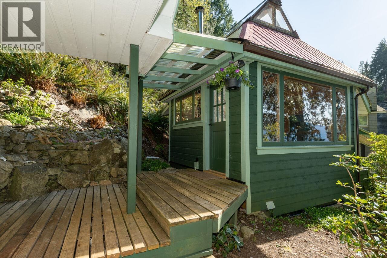 1587 Mount Gardner Road, Bowen Island, British Columbia  V0N 1G2 - Photo 18 - R3145378