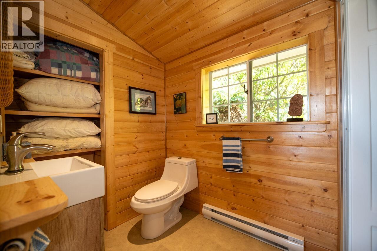 1587 Mount Gardner Road, Bowen Island, British Columbia  V0N 1G2 - Photo 20 - R3145378