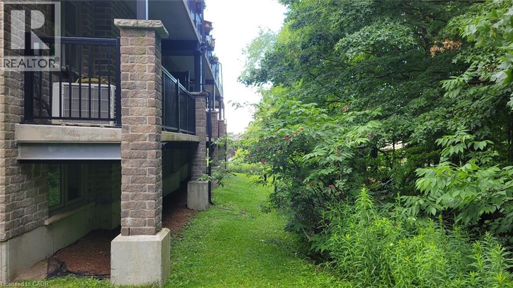 1989 Ottawa Street S Unit# 26h, Kitchener, Ontario  N2E 0G7 - Photo 10 - 40847248