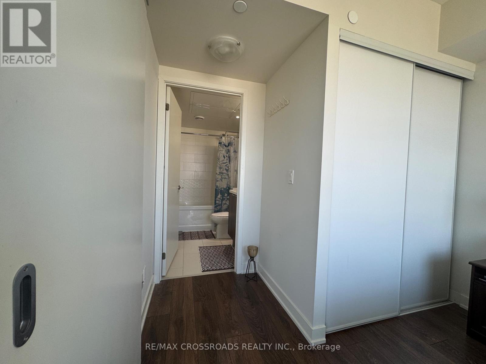 2506 - 2 Sonic Way, Toronto, Ontario M3C 0P2 - Photo 7 - C13545432