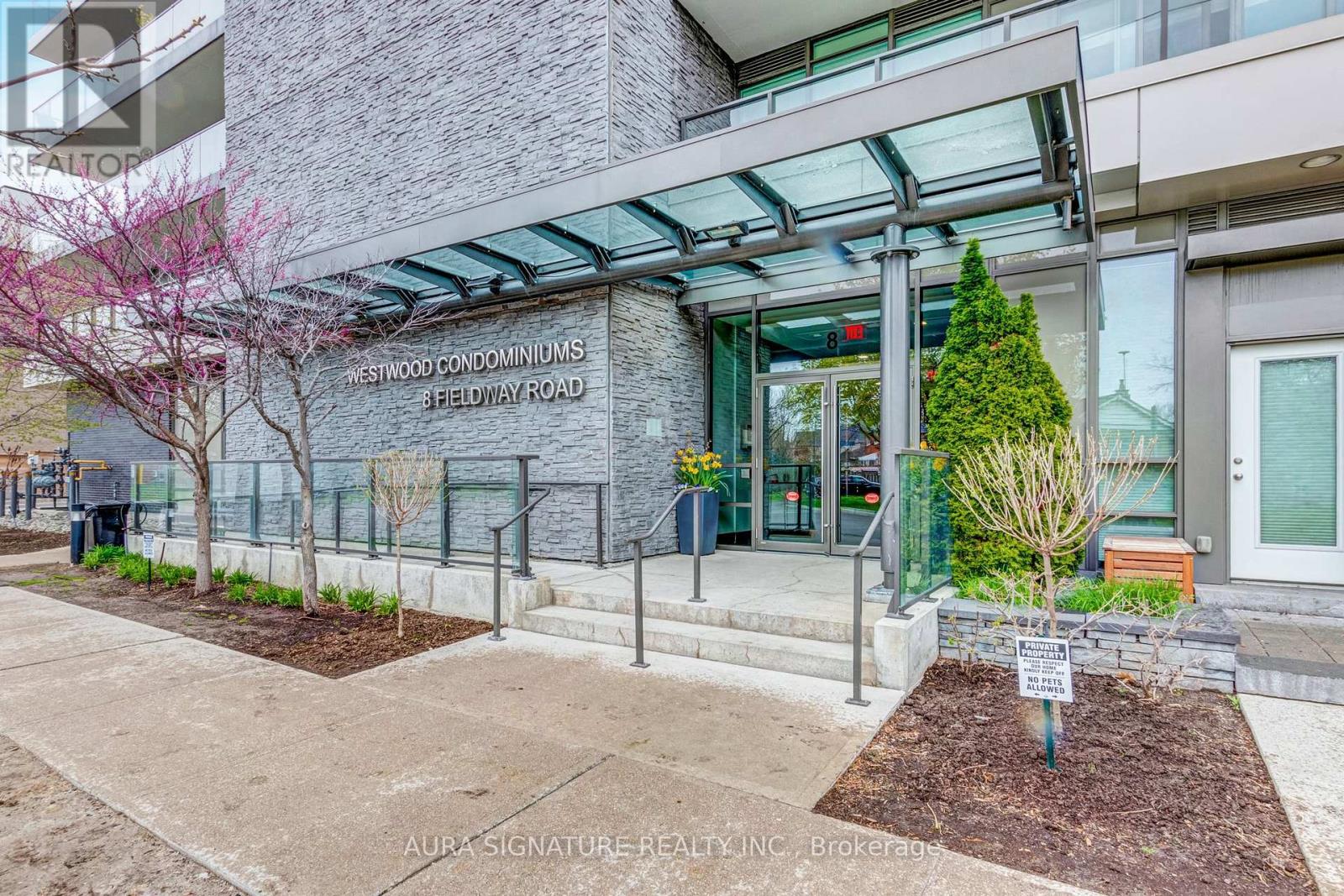 612 - 8 Fieldway Road, Toronto, Ontario  M8Z 0C3 - Photo 4 - W13554776