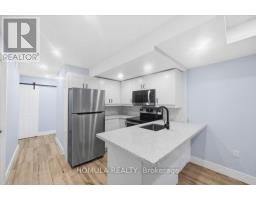 BASEMENT - 29 GRACE STREET, Toronto, Ontario
