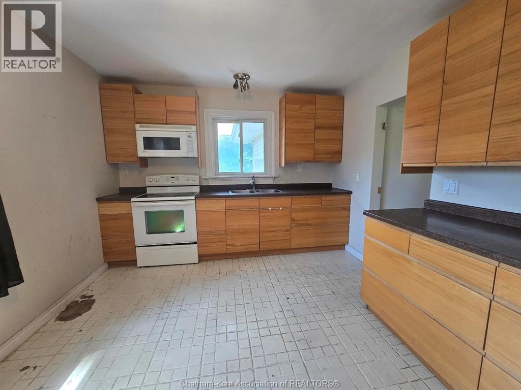 1 Gregory Drive, Chatham, Ontario  N7L 2R2 - Photo 5 - 26013150