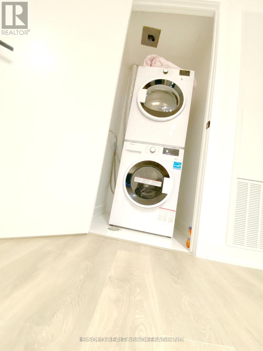 711 Room#1 - 127 Broadway Avenue, Toronto, Ontario M4P 1V4 - Photo 4 - C13554830