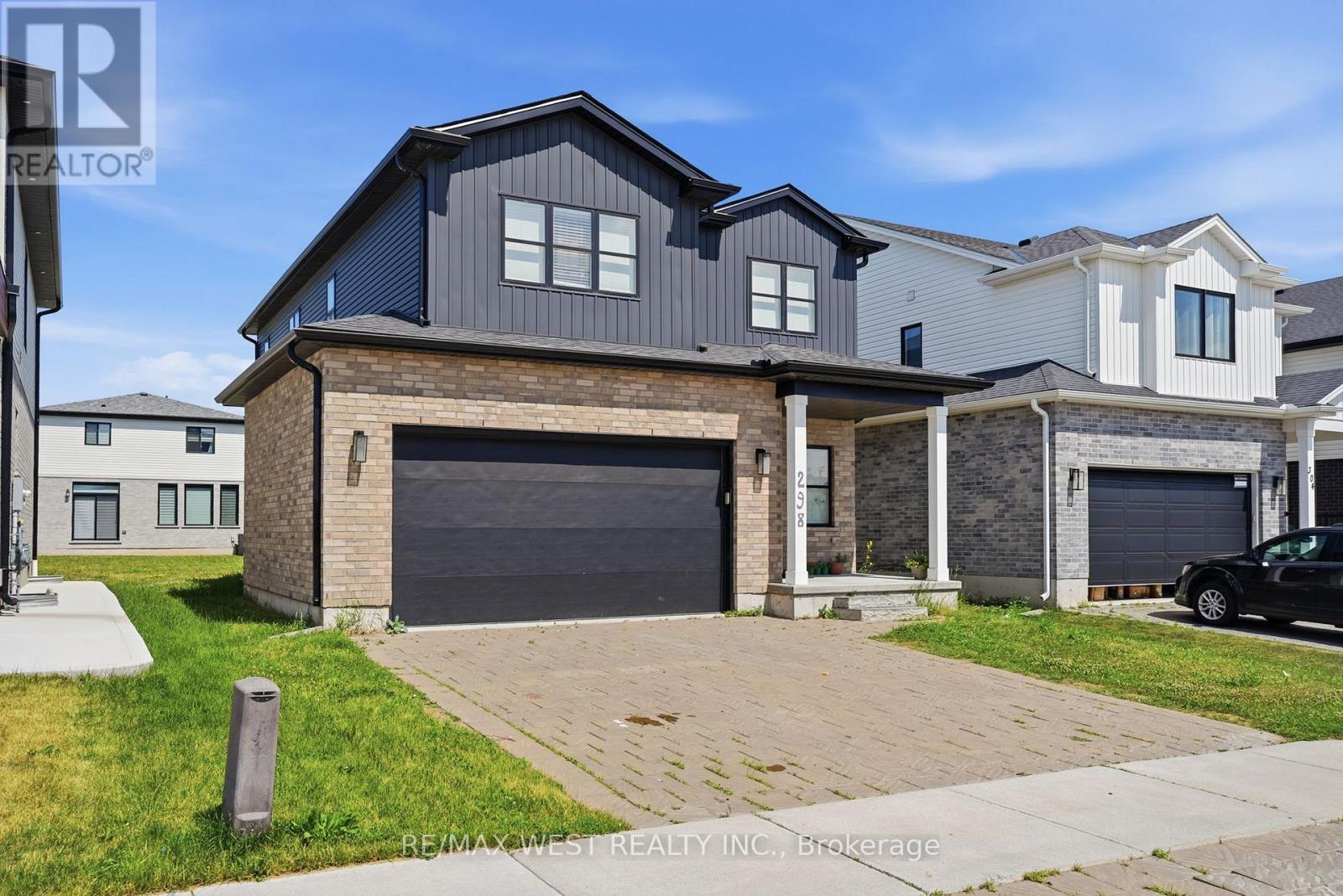 298 Middleton Avenue, London South, Ontario  N6L 0E9 - Photo 3 - X13554832