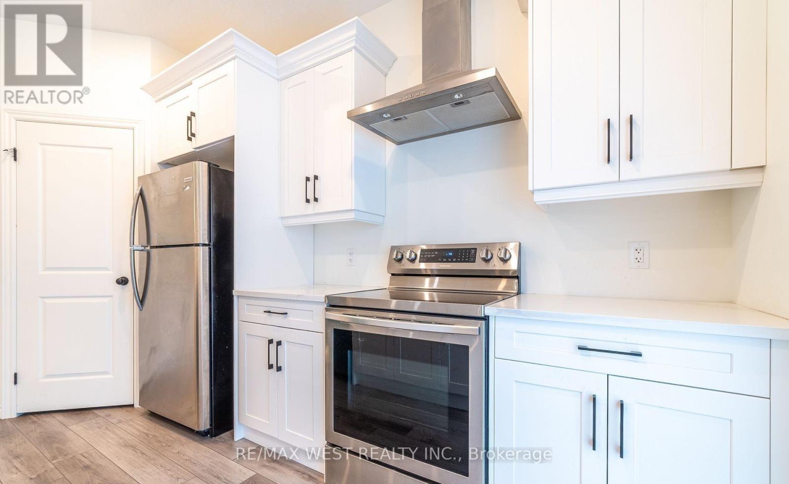 298 Middleton Avenue, London South, Ontario  N6L 0E9 - Photo 8 - X13554832
