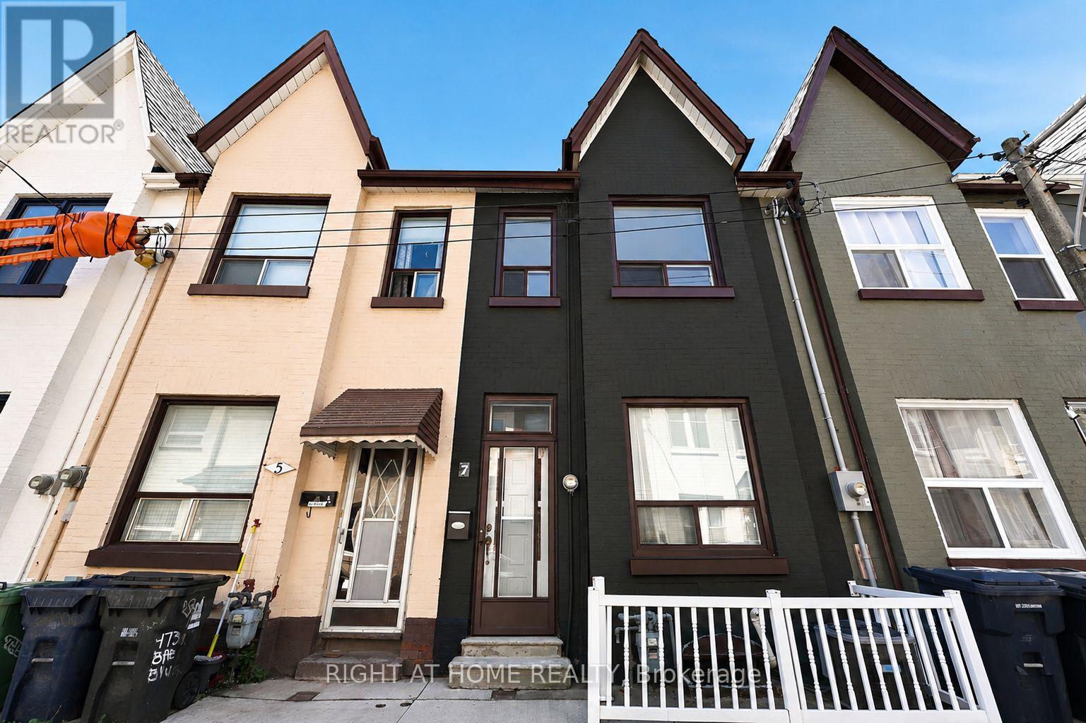 7 ANDREWS AVENUE, Toronto (Trinity-Bellwoods)