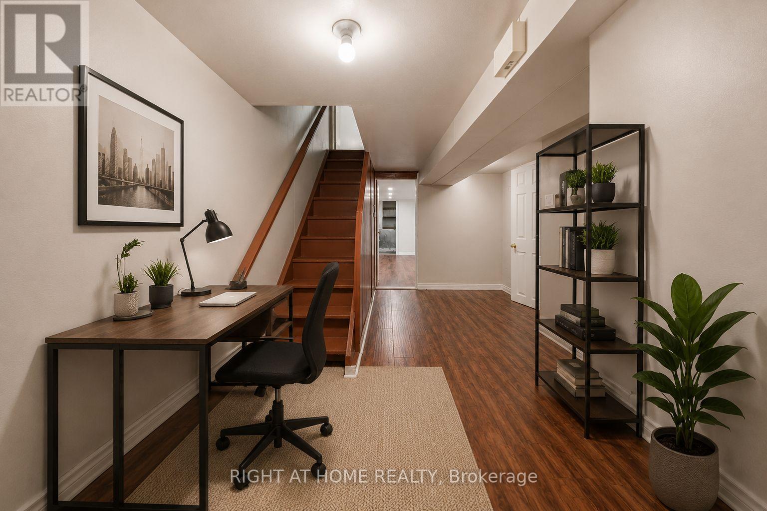 7 Andrews Avenue, Toronto, Ontario  M6J 1S2 - Photo 17 - C13554836