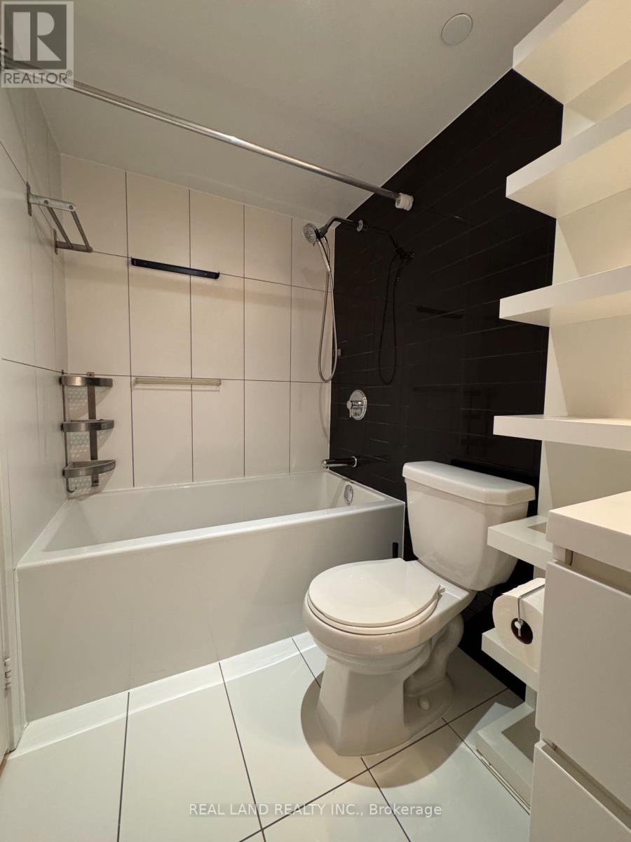 301 - 85 Queens Wharf Road, Toronto, Ontario  M5V 0J9 - Photo 8 - C13554844