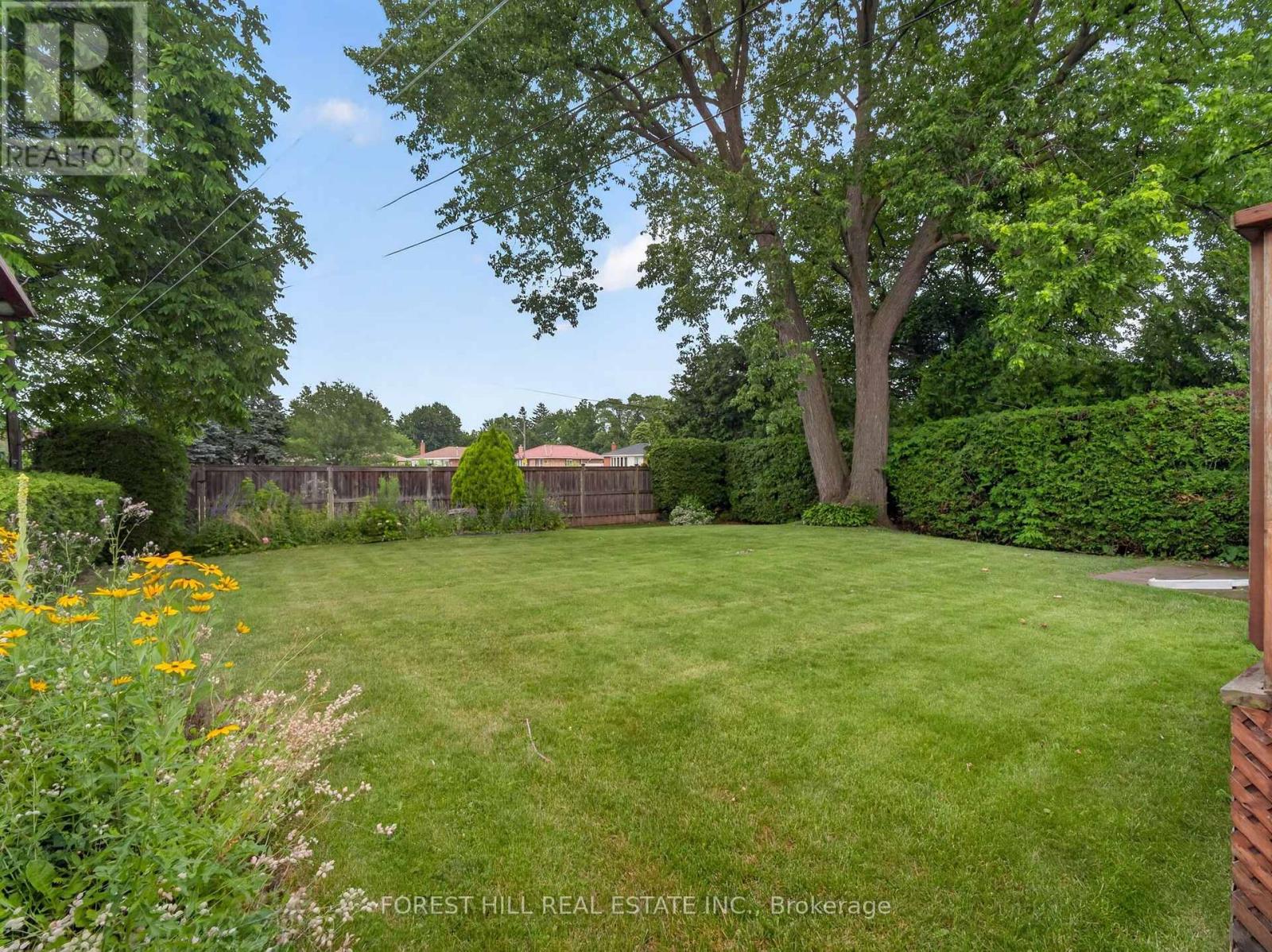 98 Marchington Circle, Toronto, Ontario  M1R 3M7 - Photo 16 - E13554906