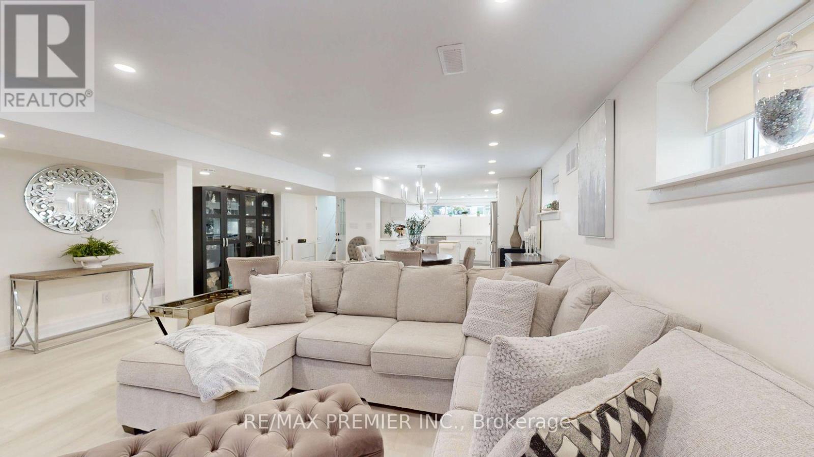 438 Woodbridge Avenue, Vaughan, Ontario  L4L 2T4 - Photo 24 - N13554860