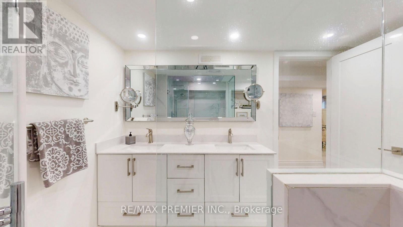 438 Woodbridge Avenue, Vaughan, Ontario  L4L 2T4 - Photo 30 - N13554860