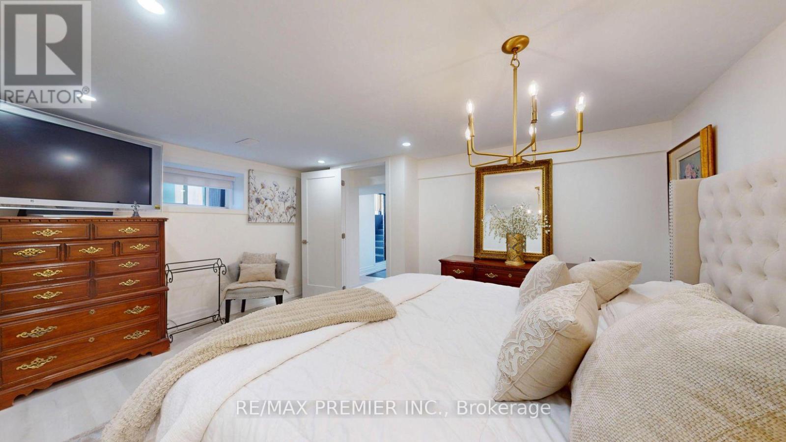 438 Woodbridge Avenue, Vaughan, Ontario  L4L 2T4 - Photo 31 - N13554860