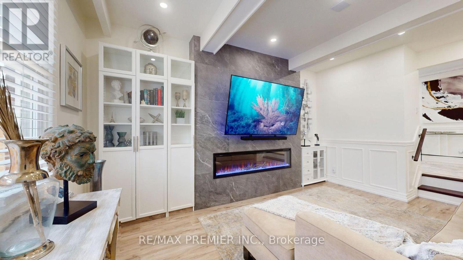 438 Woodbridge Avenue, Vaughan, Ontario  L4L 2T4 - Photo 8 - N13554860
