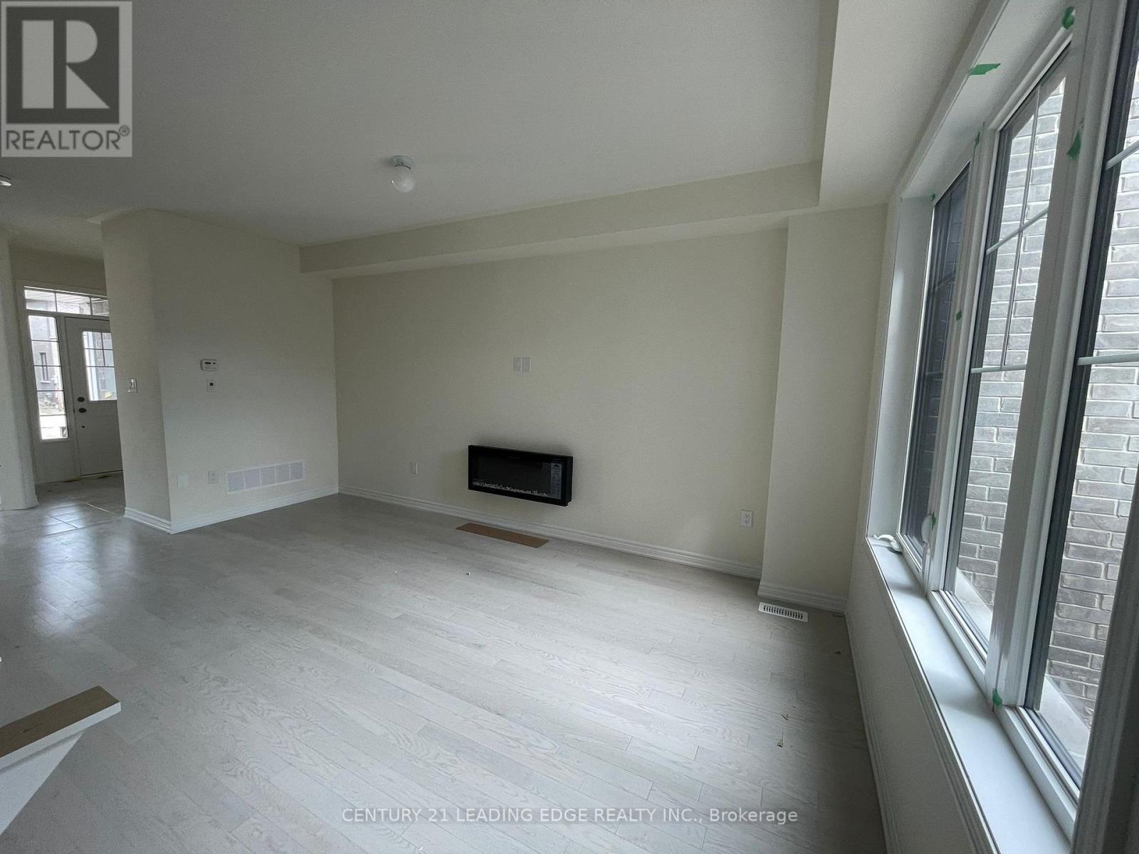 10 O'reilly Street, Whitby, Ontario  L1P 0N7 - Photo 7 - E13498000