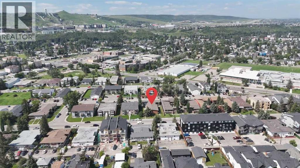 1-8, 4523 73 Street NW, calgary, Alberta