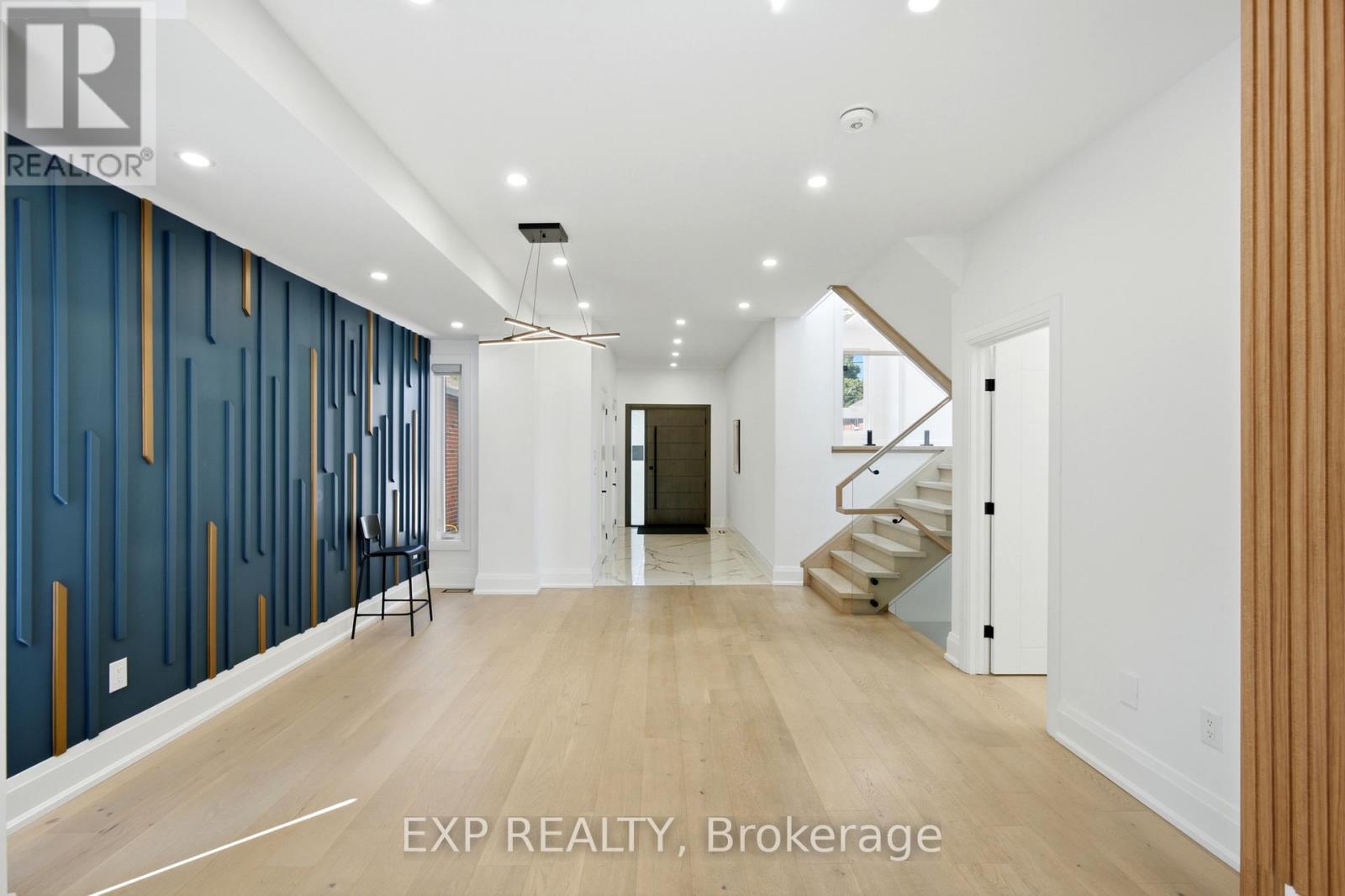 83 Kalmar Avenue, Toronto, Ontario  M1N 3G5 - Photo 5 - E13554950