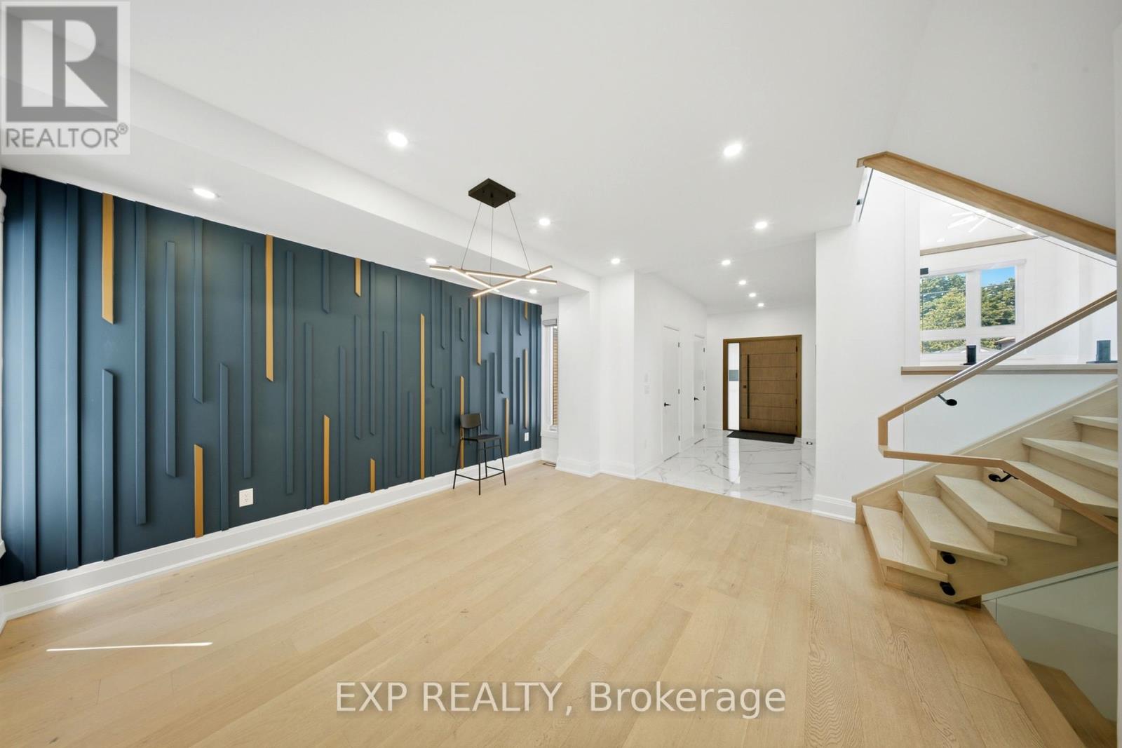 83 Kalmar Avenue, Toronto, Ontario  M1N 3G5 - Photo 8 - E13554950