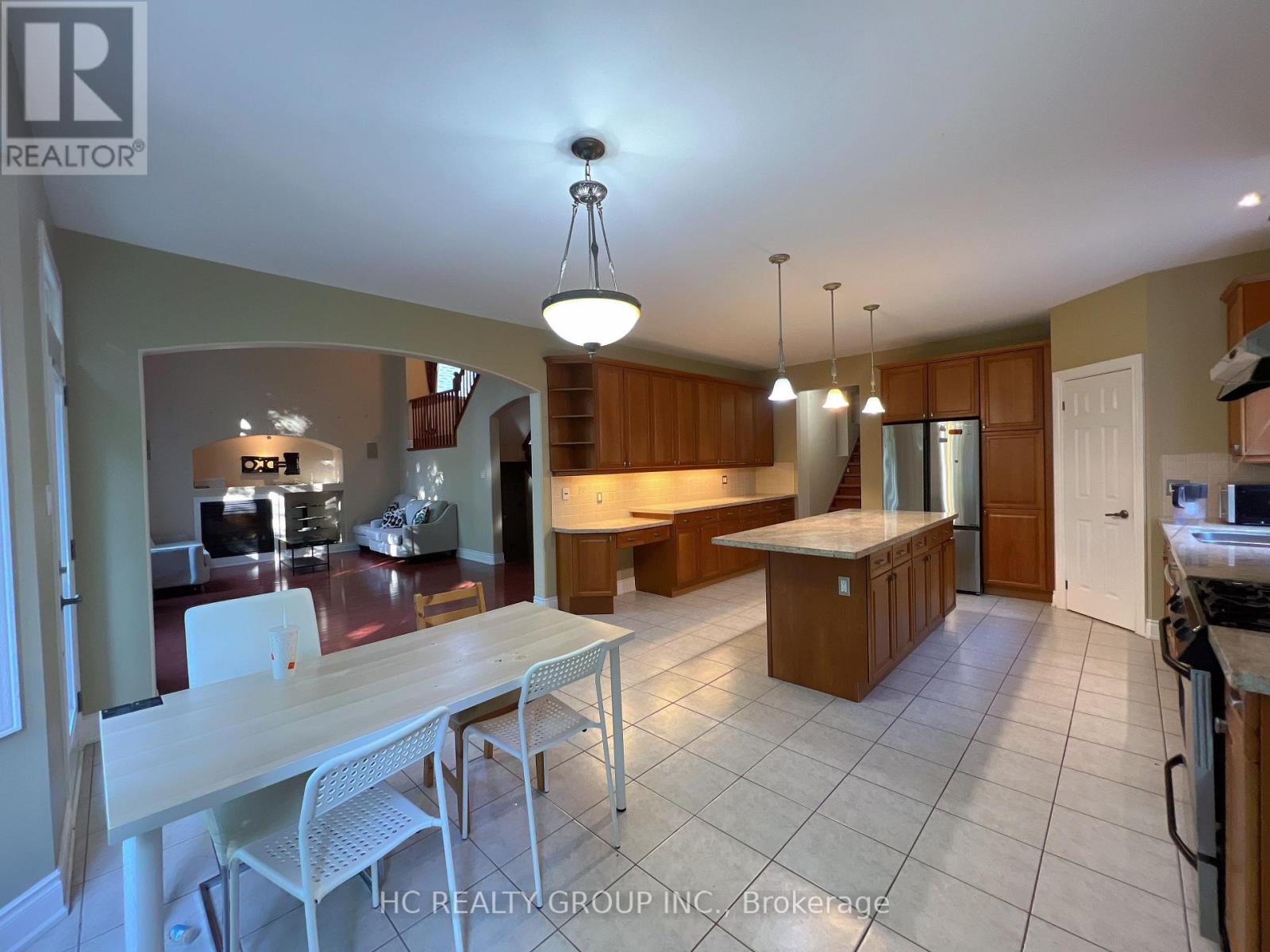73 Burndenford Crescent, Markham, Ontario  L3P 7S9 - Photo 4 - N13554958
