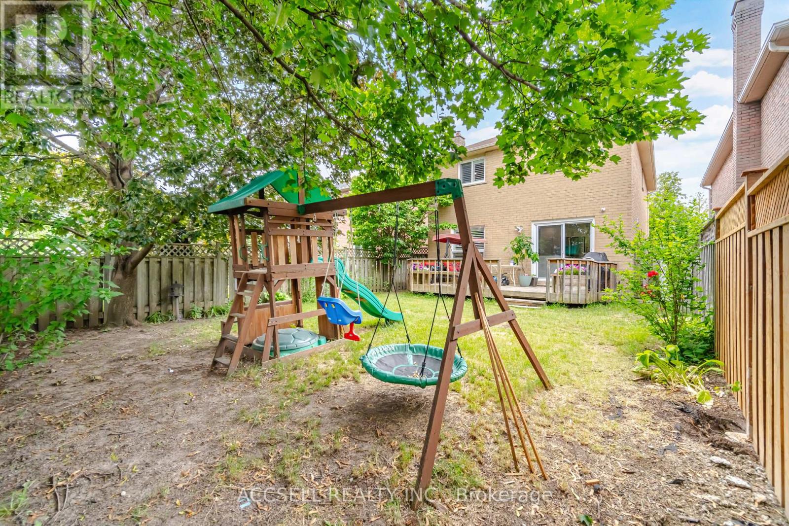 32 Niles Court, Brampton, Ontario  L6S 5T5 - Photo 49 - W13554928