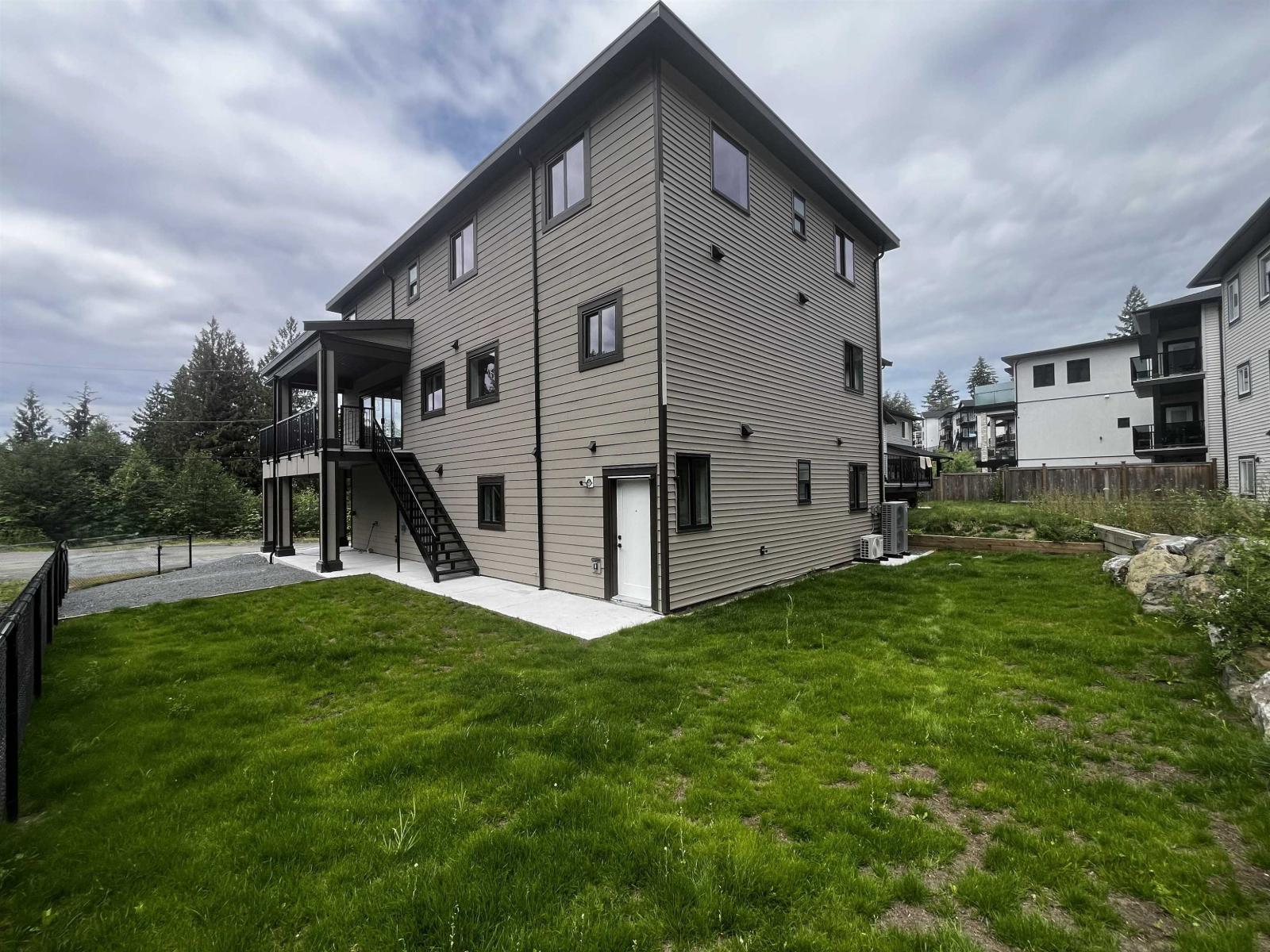 8447 Forest Gate Drive, Eastern Hillsides, Chilliwack, British Columbia  V4Z 0C7 - Photo 3 - R3144070