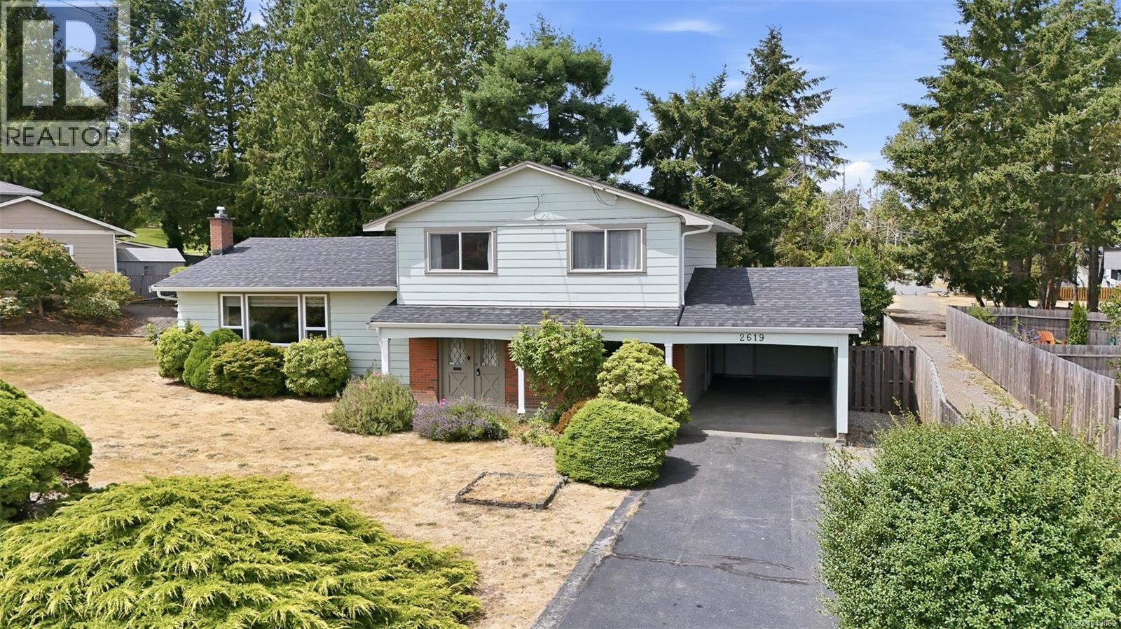 2619 Cosgrove Cres
