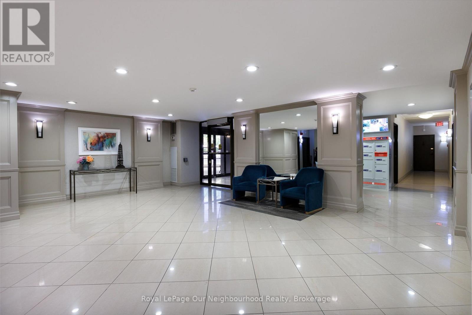 2203 - 1900 Sheppard Avenue E, Toronto, Ontario  M2J 4T4 - Photo 4 - C13555024