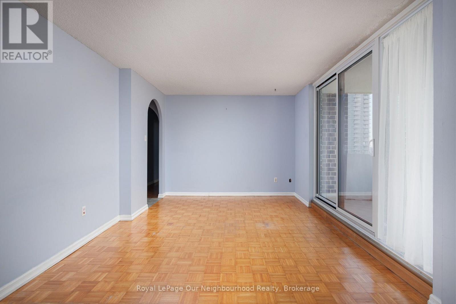 2203 - 1900 Sheppard Avenue E, Toronto, Ontario  M2J 4T4 - Photo 8 - C13555024
