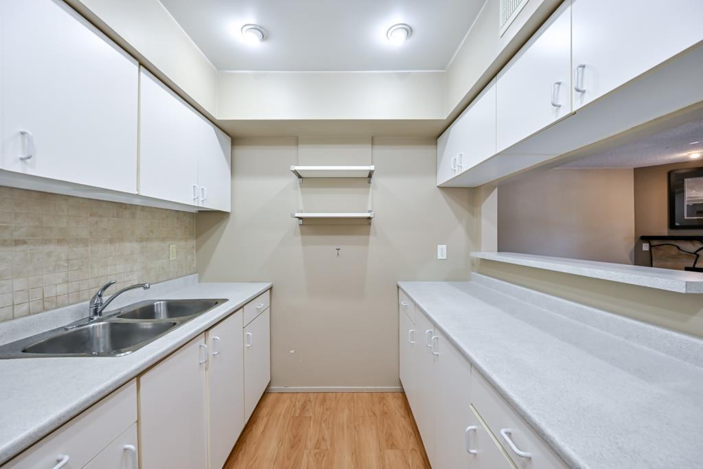 10509 Holly Park Lane Lane, Surrey, British Columbia  V3R 6X8 - Photo 10 - R3145408