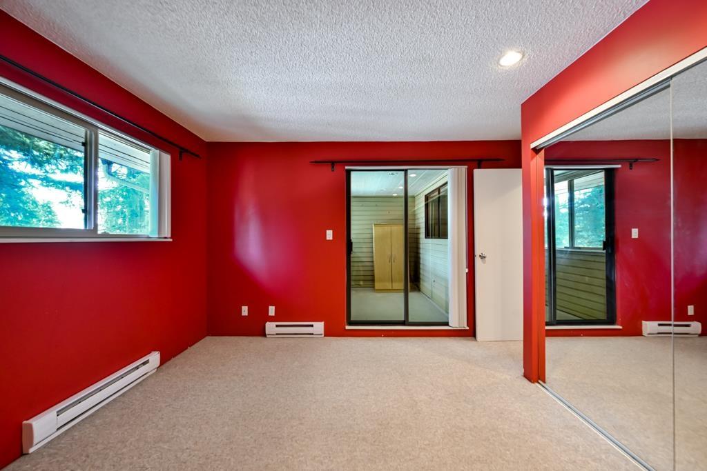 10509 Holly Park Lane Lane, Surrey, British Columbia  V3R 6X8 - Photo 19 - R3145408