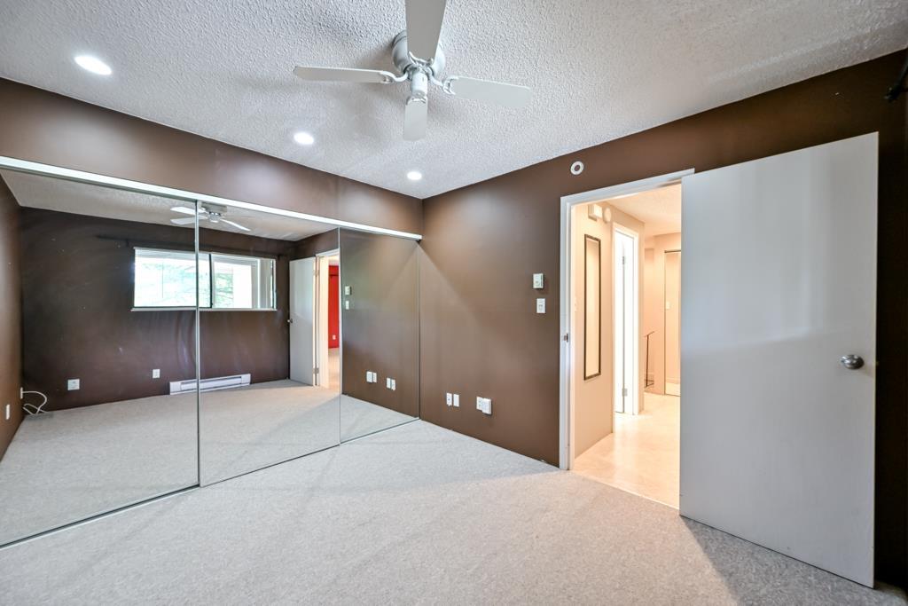 10509 Holly Park Lane Lane, Surrey, British Columbia  V3R 6X8 - Photo 22 - R3145408