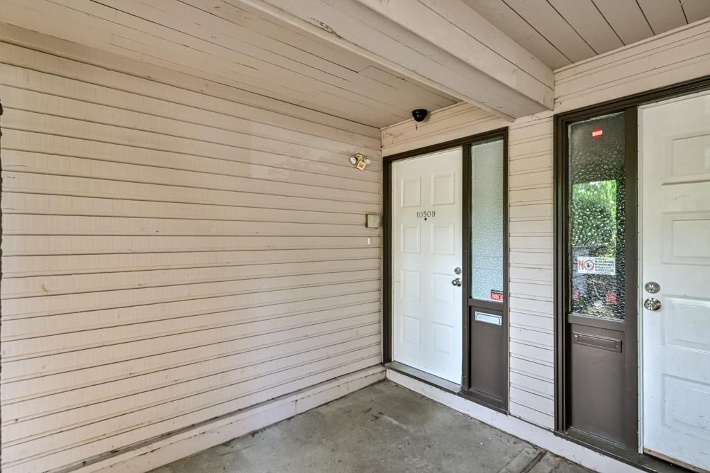 10509 Holly Park Lane Lane, Surrey, British Columbia  V3R 6X8 - Photo 26 - R3145408