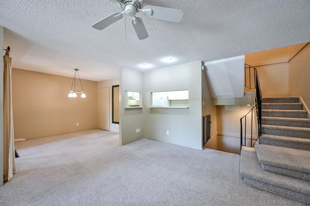 10509 Holly Park Lane Lane, Surrey, British Columbia  V3R 6X8 - Photo 5 - R3145408