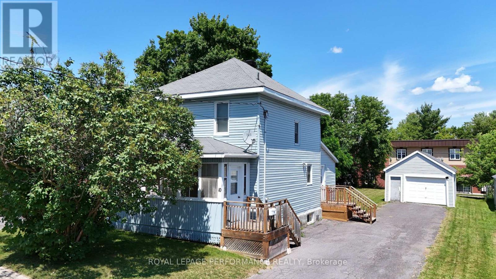 10 Dunbar Avenue, Cornwall, Ontario